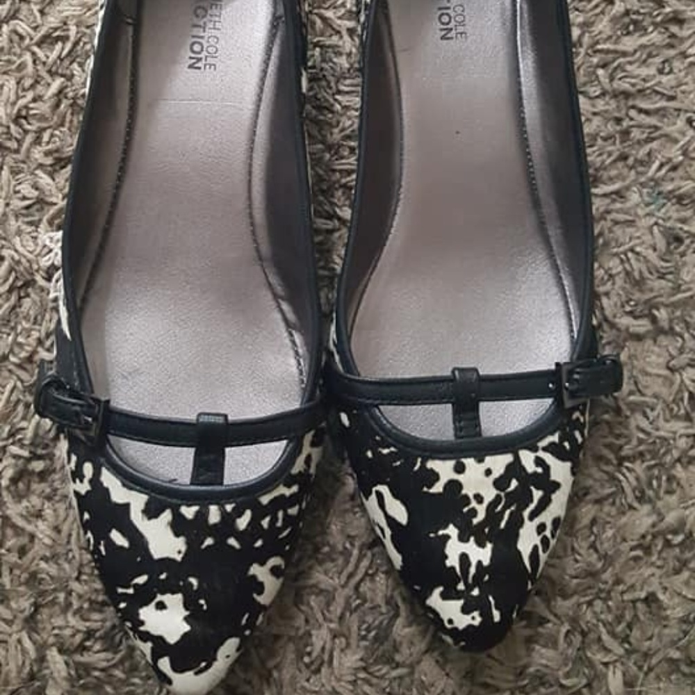 Kenneth Cole Reaction Flats